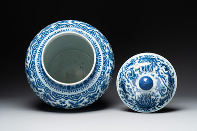 A large Chinese blue and white 'lotus scrolls' vase and cover, Kangxi