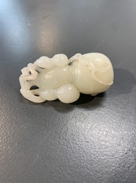 Six Chinese jade and agate carvings, 19th C.