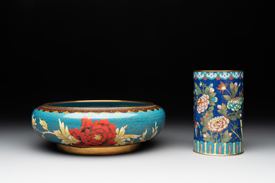 12 Chinese cloisonn&eacute; wares, 19/20th C.