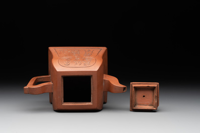 Five Chinese Yixing stoneware teapots, 19/20th C.