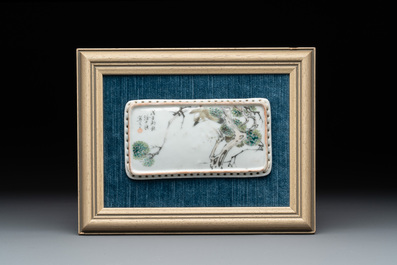 A Chinese grisaille 'orchid' cup, two snuff dishes, a famille rose seal paste box and a qianjiang cai plaque, 19/20th C.