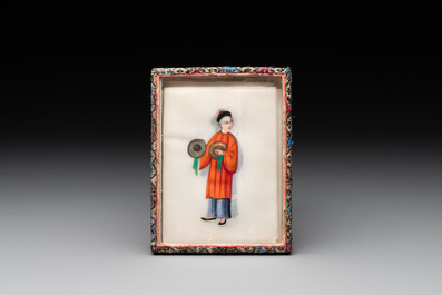 A set of nine Chinese Canton pith paper paintings in original box, Yong Tai Xuan 永泰軒造 mark, 19th C.