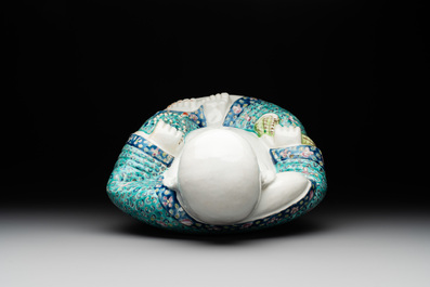 A Chinese famille rose turquoise-ground Milefo Buddha, Wan Tong Shun 萬同順 mark, Republic