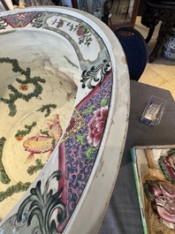 A large famille rose-style 'phoenix' fish bowl or jardini&egrave;re, Samson, Paris, 19th C.