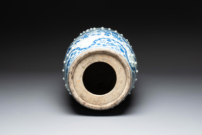 A Chinese blue and white 'antiquities' garden seat, 19th C.