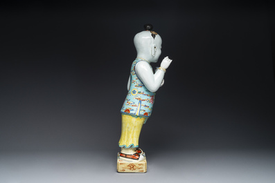 A pair of large Chinese famille rose figures on stands, Qianlong