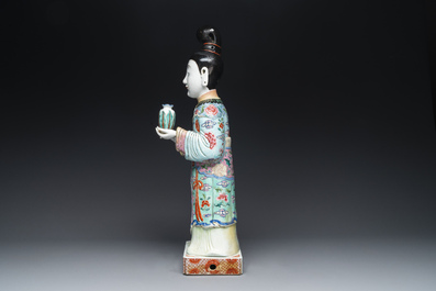 A pair of large Chinese famille rose figures on stands, Qianlong