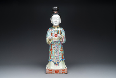 A pair of large Chinese famille rose figures on stands, Qianlong