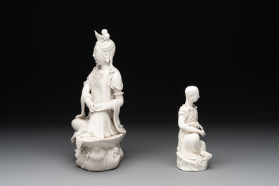 Two Chinese Dehua blanc de Chine figures of Guanyin, 19/20th C.