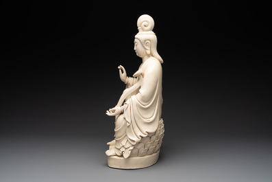 A Chinese Dehua blanc de Chine seated Bodhisattva, 20th C.