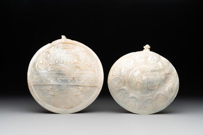 Two Chinese mother-of-pearl plaques, a cinnabar lacquer vase, a plate and a lacquer case, 19/20th C.