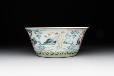 A Chinese famille rose 'divinities' bowl, Daoguang mark and of the period