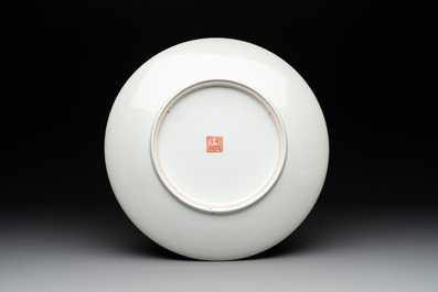 A Chinese famille rose vase, a jardini&egrave;re and a dish, Qianlong and Guangxu marks, 20th C.