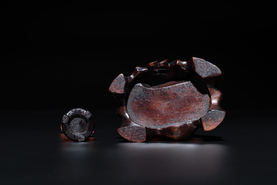 Two Chinese red coral sculptures of ladies on wooden stand, 19/20th C.