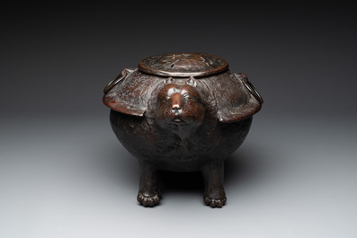 A Japanese bronze bunbuku chagama-shaped incense burner, signed Kimura Toun 木村渡雲, Meiji, 19th C.