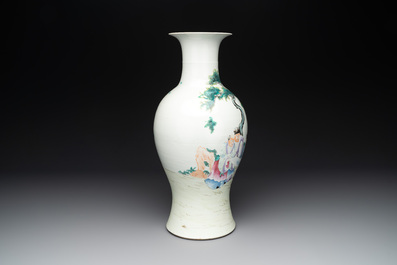 A Chinese famille rose vase, a jardini&egrave;re and a dish, Qianlong and Guangxu marks, 20th C.
