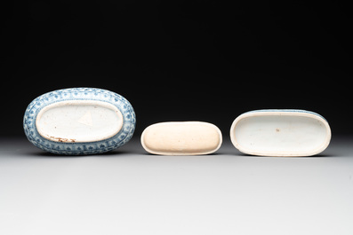 A very rare Chinese blue and white oval box with inner liner and cover, Ming, 15th C.