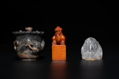 Seven Chinese jade and rock crystal carvings, 19/20th C.
