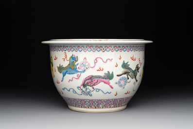 A Chinese famille rose vase, a jardini&egrave;re and a dish, Qianlong and Guangxu marks, 20th C.
