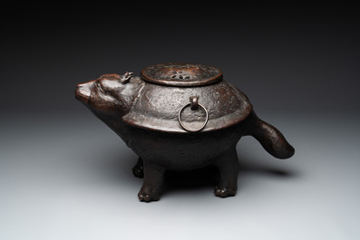 A Japanese bronze bunbuku chagama-shaped incense burner, signed Kimura Toun 木村渡雲, Meiji, 19th C.
