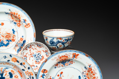 24 Chinese Imari-style wares, Kangxi/Qianlong