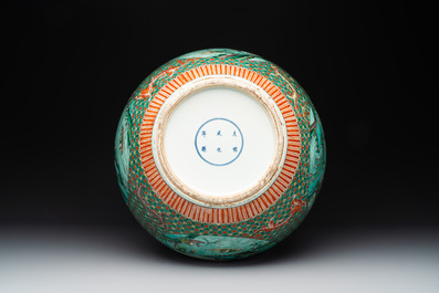 A large Chinese famille verte 'river landscape' 'tianqiu ping' vase, Chenghua mark, 19th C.