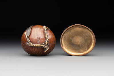 A Japanese chestnut-form hako or box and cover, signed Noriyuki 則之, Edo, 18th C.