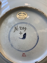 A Chinese Imari-style dish with a Johanneum mark, ex-collection of August the Strong, Kangxi