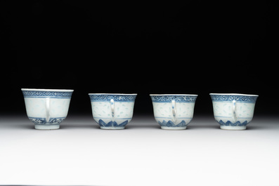 22 Chinese blue and white wares, 19/20th C.