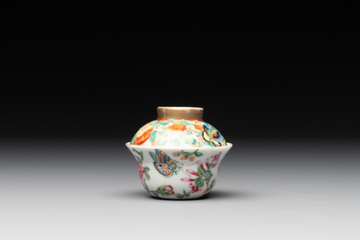 15 Chinese famille rose, qianjiang cai and monochrome wares, 19/20th C.