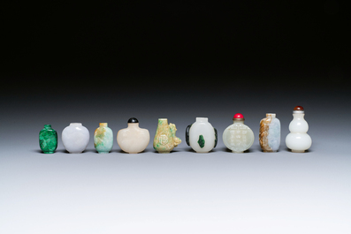 Nine Chinese jade, glass and hardstone snuff bottles, 19/20th C.