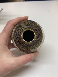 A fine Japanese Satsuma vase, Kinkozan 錦光山造 mark, Meiji, 19th C.