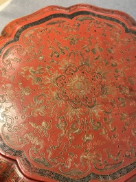 A Chinese red lacquer box and cover with floral design, 19/20th C.