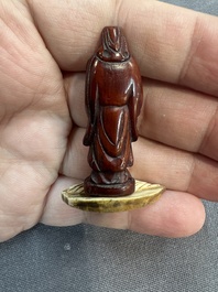 A large and varied collection of Chinese carvings, Qing and later