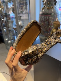 A pair of Japanese lacquered and 'raden' mother-of-pearl-inlaid 'abumi' stirrups, Edo, 18/19th C.