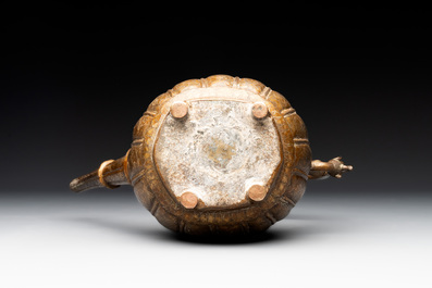 A Mughal bronze fluted jug or aftaba, 18/19th C.