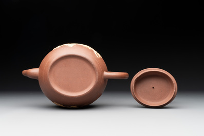 A large Chinese Yixing stoneware teapot and cover, Kangxi