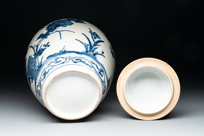 Three Japanese Arita blue and white vases and covers, Edo, 17th C.