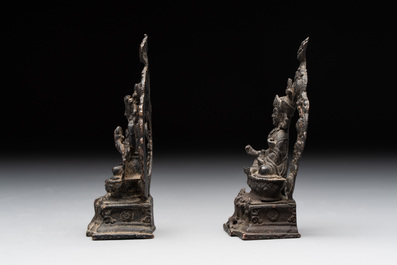 Two small Sino-Tibetan bronze Buddhas, 19/20th C.