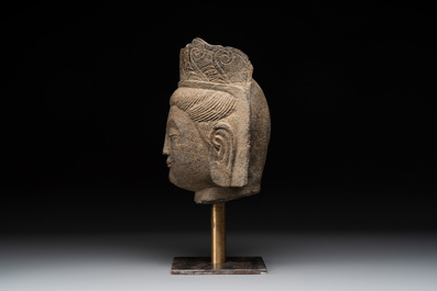 A Chinese stone head of Guanyin, Song/Ming