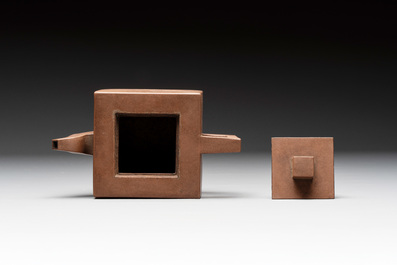 A Chinese Yixing stoneware teapot and cover, signed Hu Yaoting 胡耀庭, dated 1912