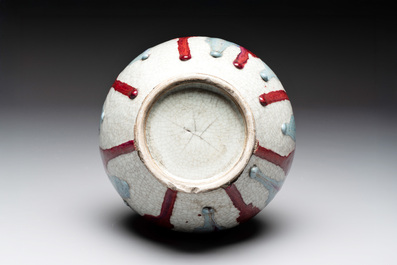 A Chinese flamb&eacute;-glazed ge-type-ground bottle vase, 19th C.