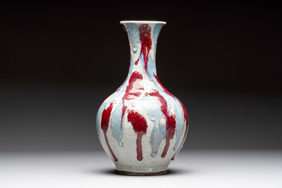 A Chinese flamb&eacute;-glazed ge-type-ground bottle vase, 19th C.