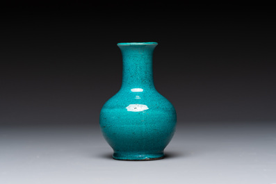 Five Chinese monochrome miniature vases, 19th C.
