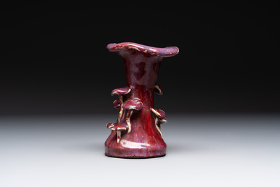 A Chinese ge-type bowl, a lingzhi-shaped flamb&eacute;-glazed vase and an olive-green-glazed censer, 19th C.