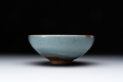 A Chinese 'jun' bowl, Yuan