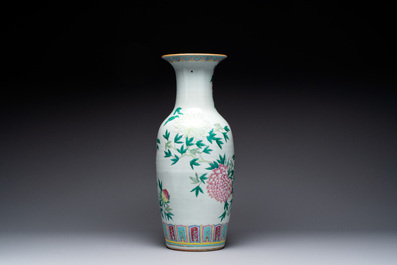 Three Chinese famille rose vases with figural and floral design, Qianlong mark, 19/20th C.