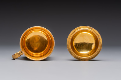 A polychrome gilt Royal Vienna porcelain 'Cherbetlik' pot and cover for the Ottoman market, 18/19th C.