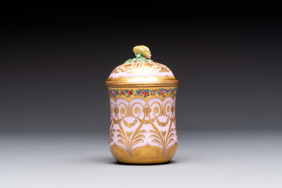 A polychrome gilt Royal Vienna porcelain 'Cherbetlik' pot and cover for the Ottoman market, 18/19th C.
