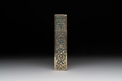 A Thai green-enamelled gilt silver box and cover, Ngern Lai 紋銀 and Yu Yuan 匯源 mark, Bangkok, 19/20th C.